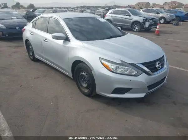 1N4AL3AP2HC161278 2017 NISSAN ALTIMA - Image 1