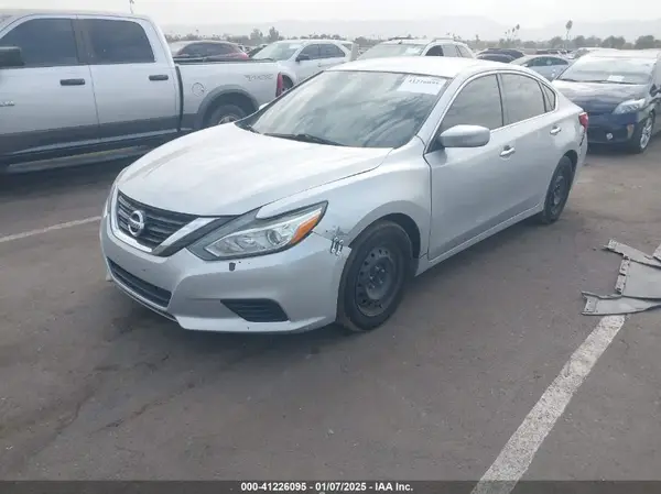 1N4AL3AP2HC161278 2017 NISSAN ALTIMA - Image 2