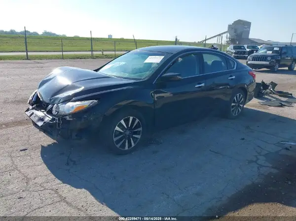 1N4AL3AP2HC166996 2017 NISSAN ALTIMA - Image 2