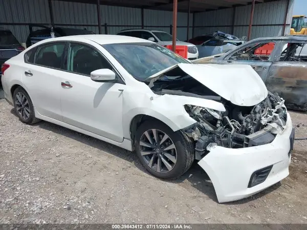 1N4AL3AP2HC170787 2017 NISSAN ALTIMA - Image 1