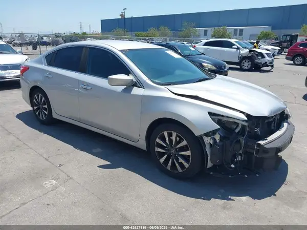 1N4AL3AP2HC171342 2017 NISSAN ALTIMA - Image 1