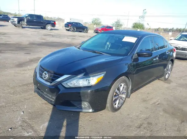 1N4AL3AP2HC174838 2017 NISSAN ALTIMA - Image 2