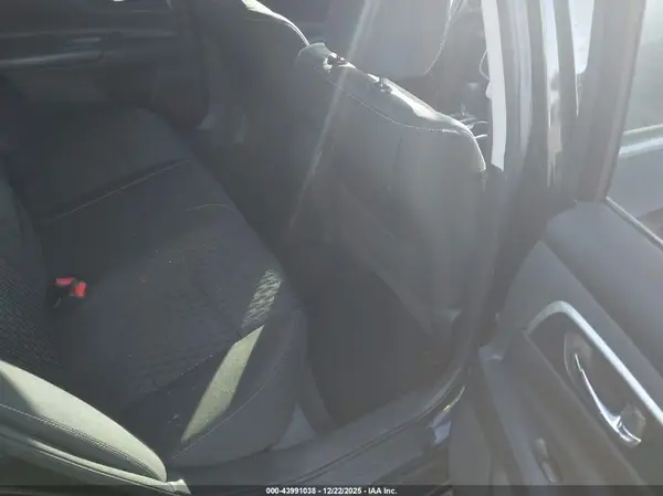 1N4AL3AP2HC174838 2017 NISSAN ALTIMA - Image 8