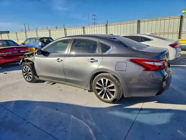 1N4AL3AP2HC176721 2017 NISSAN ALTIMA - Image 2