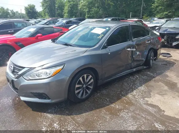 1N4AL3AP2HC176864 2017 NISSAN ALTIMA - Image 2