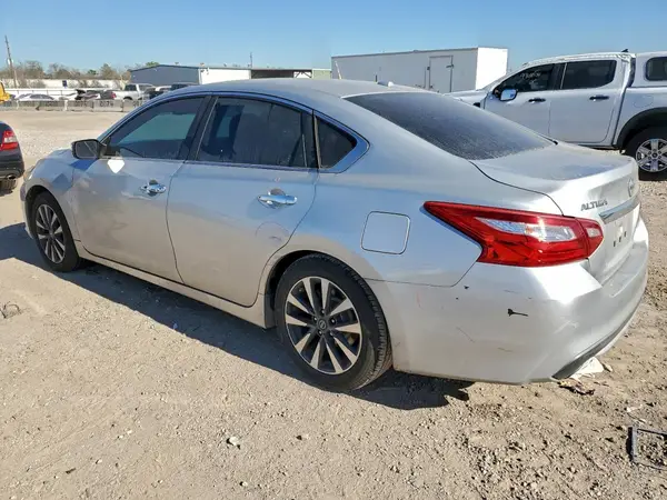 1N4AL3AP2HC176959 2017 NISSAN ALTIMA - Image 2
