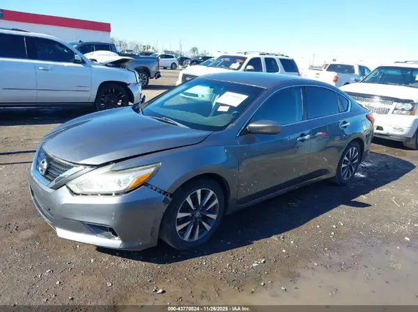 1N4AL3AP2HC180509 2017 NISSAN ALTIMA - Image 2