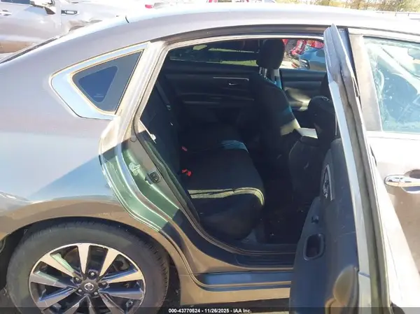 1N4AL3AP2HC180509 2017 NISSAN ALTIMA - Image 8