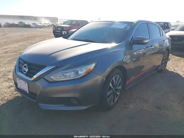 1N4AL3AP2HC183426 2017 NISSAN ALTIMA - Image 2