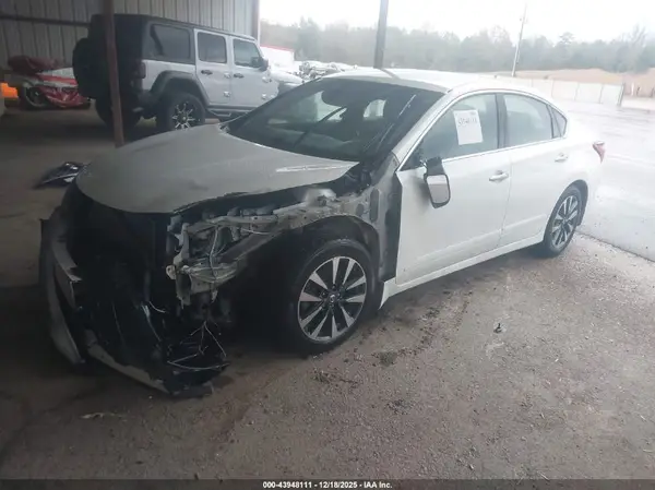 1N4AL3AP2HC187492 2017 NISSAN ALTIMA - Image 2