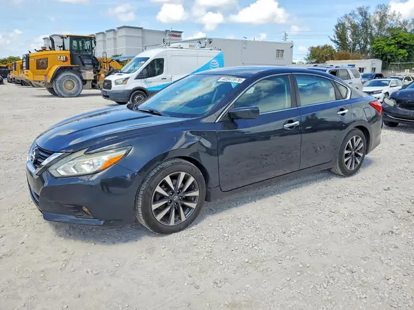 1N4AL3AP2HC190053 2017 NISSAN ALTIMA - Image 1