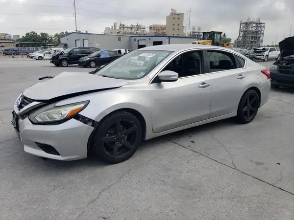 1N4AL3AP2HC190425 2017 NISSAN ALTIMA - Image 1