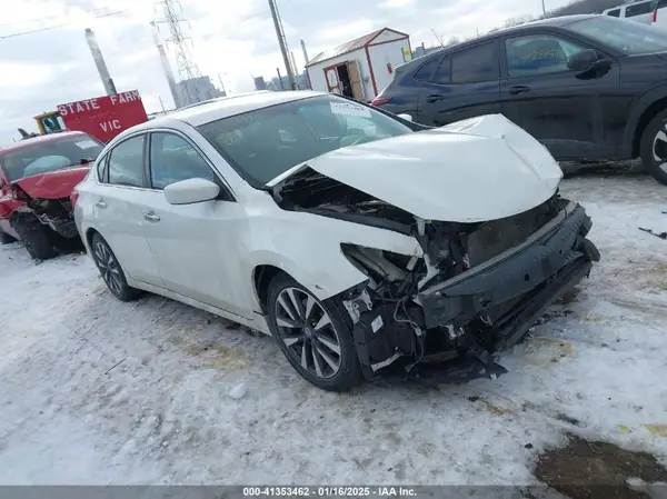 1N4AL3AP2HC190554 2017 NISSAN ALTIMA - Image 1