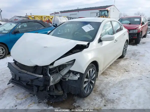 1N4AL3AP2HC190554 2017 NISSAN ALTIMA - Image 2