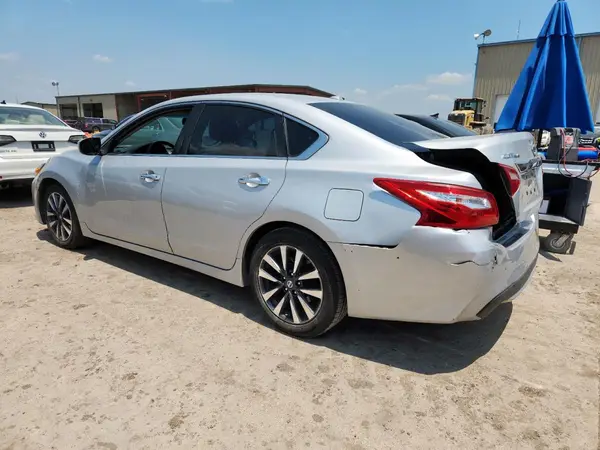 1N4AL3AP2HC193955 2017 NISSAN ALTIMA - Image 2