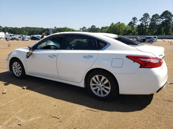 1N4AL3AP2HC194362 2017 NISSAN ALTIMA - Image 2