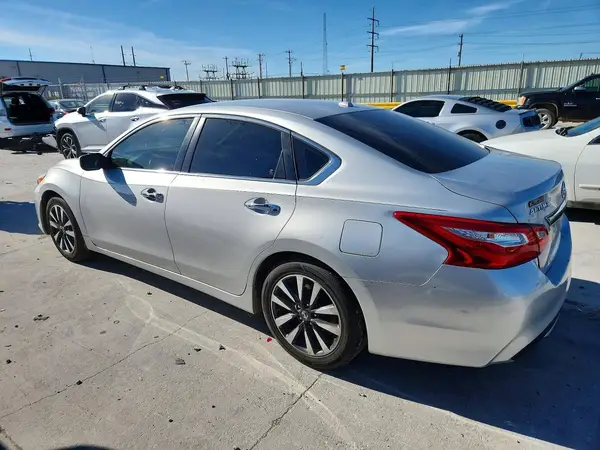 1N4AL3AP2HC198962 2017 NISSAN ALTIMA - Image 2