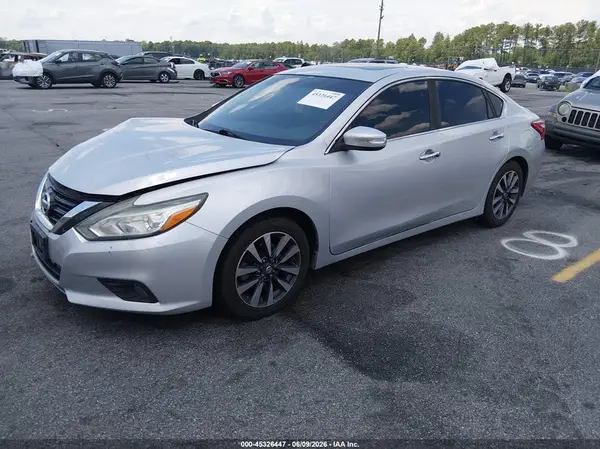 1N4AL3AP2HC200810 2017 NISSAN ALTIMA - Image 2