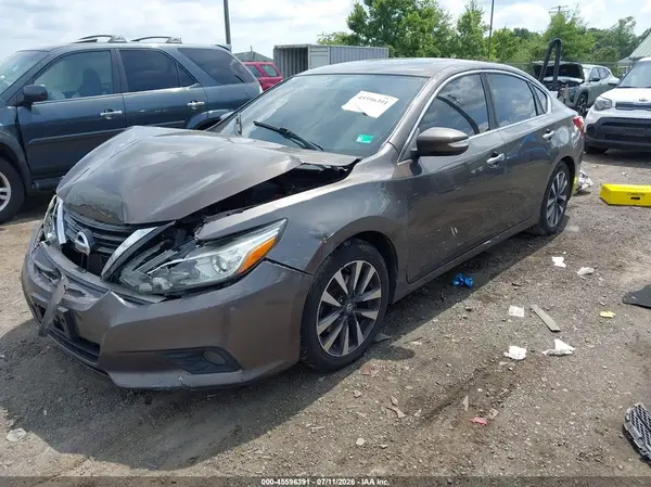 1N4AL3AP2HC204324 2017 NISSAN ALTIMA - Image 2
