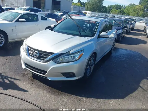 1N4AL3AP2HC211905 2017 NISSAN ALTIMA - Image 2