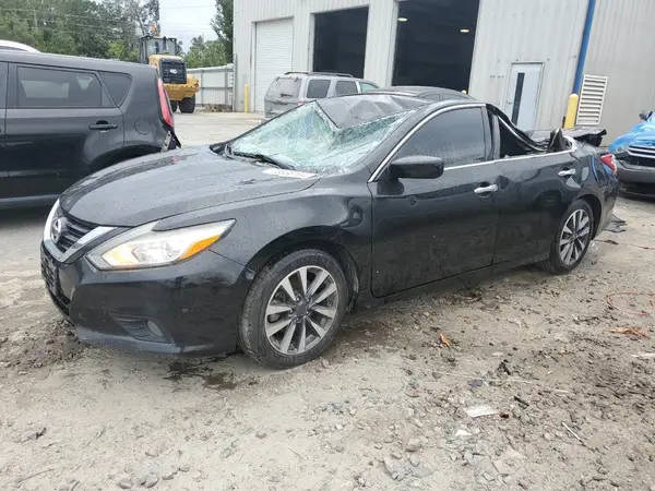 1N4AL3AP2HC213413 2017 NISSAN ALTIMA - Image 1