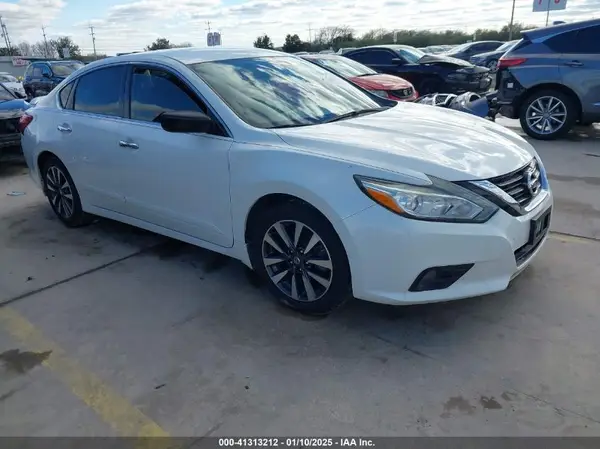 1N4AL3AP2HC219101 2017 NISSAN ALTIMA - Image 1