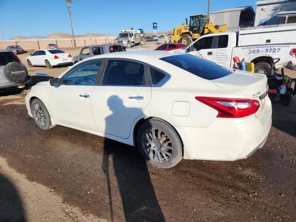 1N4AL3AP2HC219938 2017 NISSAN ALTIMA - Image 2