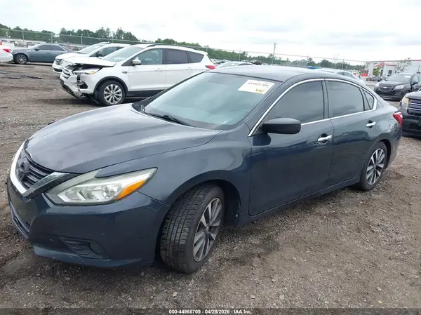 1N4AL3AP2HC224413 2017 NISSAN ALTIMA - Image 2