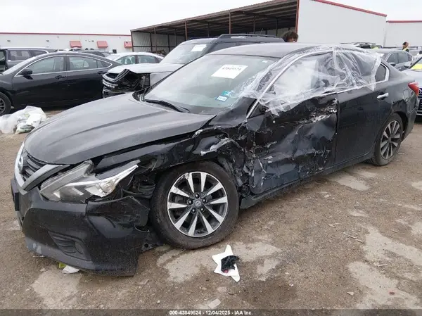 1N4AL3AP2HC224623 2017 NISSAN ALTIMA - Image 2
