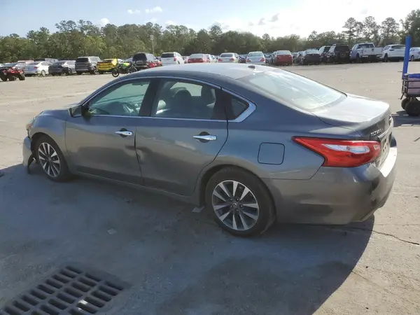 1N4AL3AP2HC228171 2017 NISSAN ALTIMA - Image 2