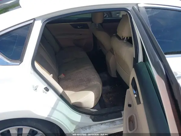 1N4AL3AP2HC230082 2017 NISSAN ALTIMA - Image 8