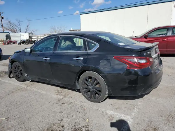 1N4AL3AP2HC235556 2017 NISSAN ALTIMA - Image 2