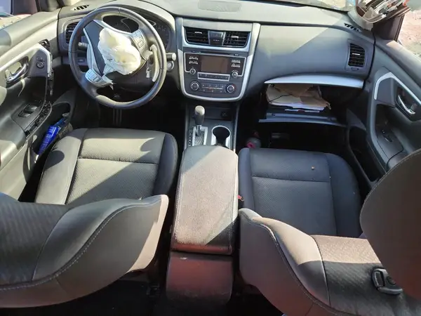 1N4AL3AP2HC235749 2017 NISSAN ALTIMA - Image 8