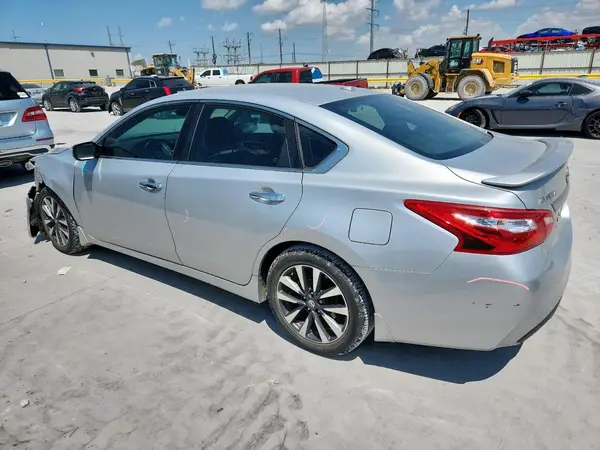 1N4AL3AP2HC236237 2017 NISSAN ALTIMA - Image 2