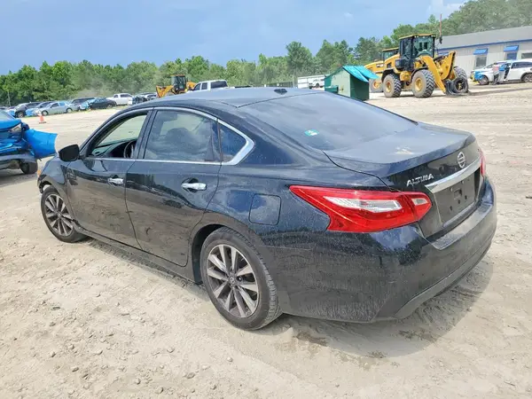 1N4AL3AP2HC240482 2017 NISSAN ALTIMA - Image 2