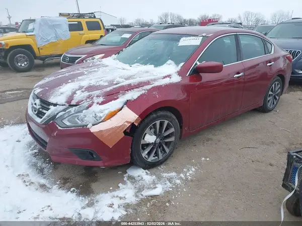 1N4AL3AP2HC241180 2017 NISSAN ALTIMA - Image 2