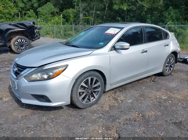 1N4AL3AP2HC241194 2017 NISSAN ALTIMA - Image 2