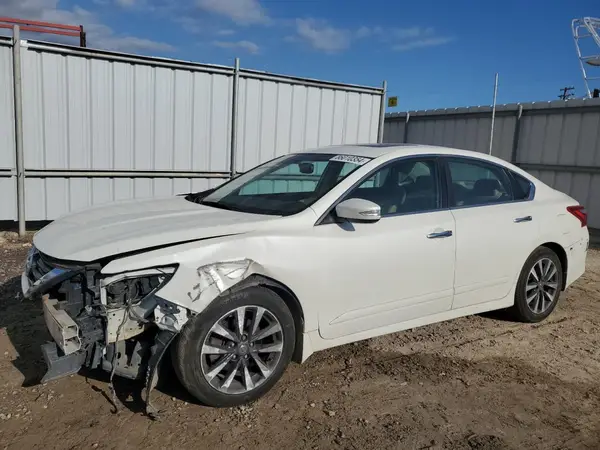1N4AL3AP2HC241891 2017 NISSAN ALTIMA - Image 1