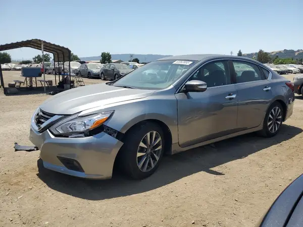 1N4AL3AP2HC244595 2017 NISSAN ALTIMA - Image 1