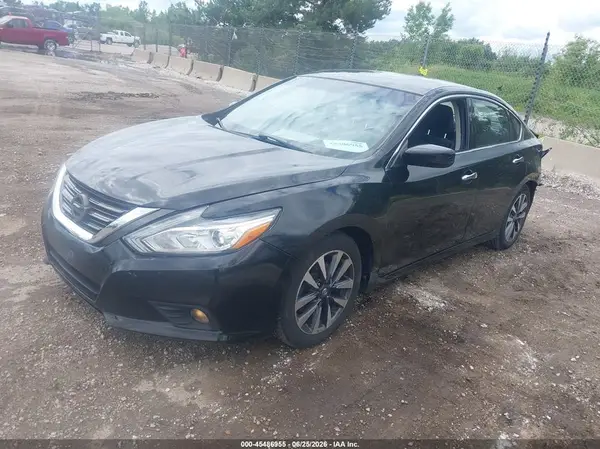 1N4AL3AP2HC247738 2017 NISSAN ALTIMA - Image 2