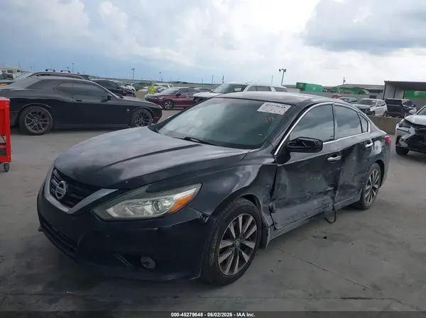1N4AL3AP2HC249747 2017 NISSAN ALTIMA - Image 2