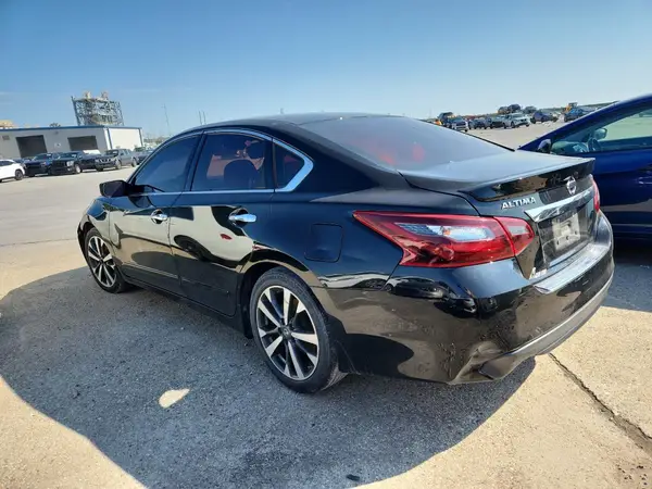 1N4AL3AP2HC253071 2017 NISSAN ALTIMA - Image 2