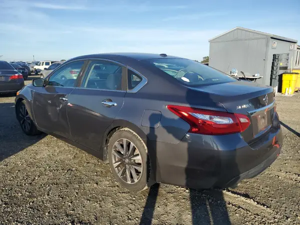 1N4AL3AP2HC253233 2017 NISSAN ALTIMA - Image 2