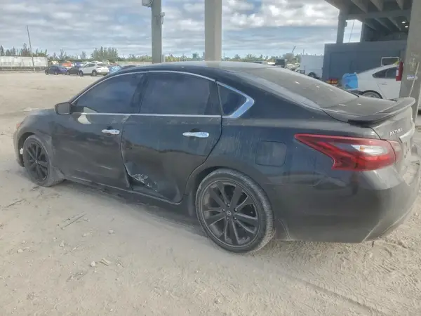 1N4AL3AP2HC254057 2017 NISSAN ALTIMA - Image 2