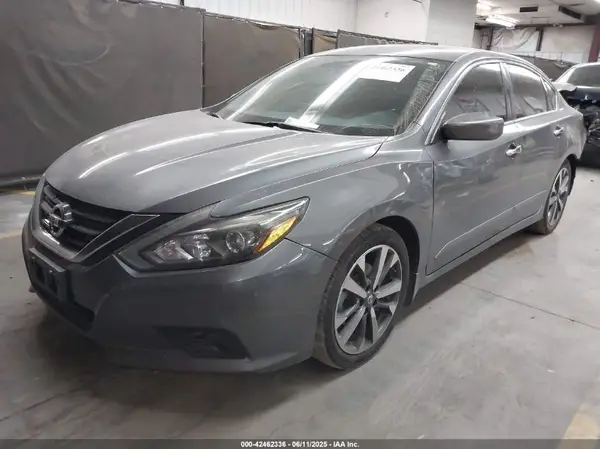 1N4AL3AP2HC255113 2017 NISSAN ALTIMA - Image 2