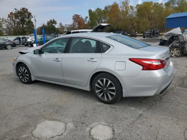1N4AL3AP2HC257363 2017 NISSAN ALTIMA - Image 2