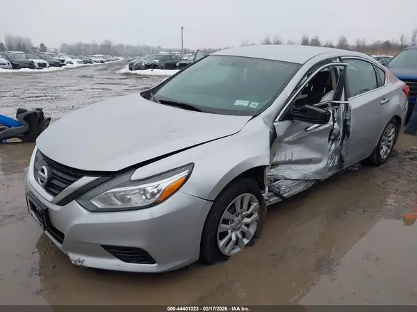 1N4AL3AP2HC260277 2017 NISSAN ALTIMA - Image 2