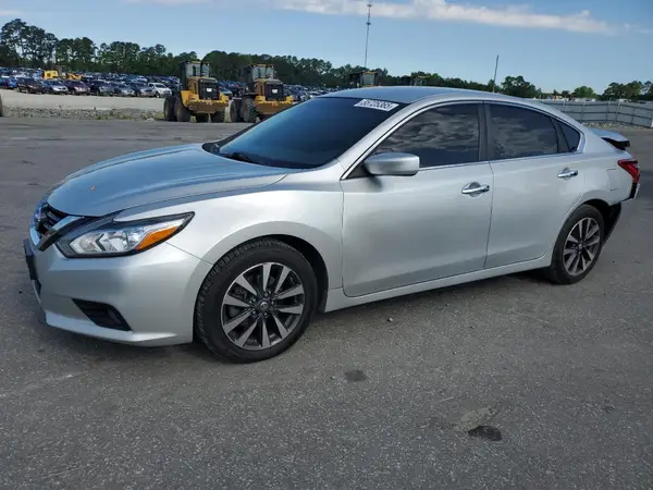 1N4AL3AP2HC261462 2017 NISSAN ALTIMA - Image 1