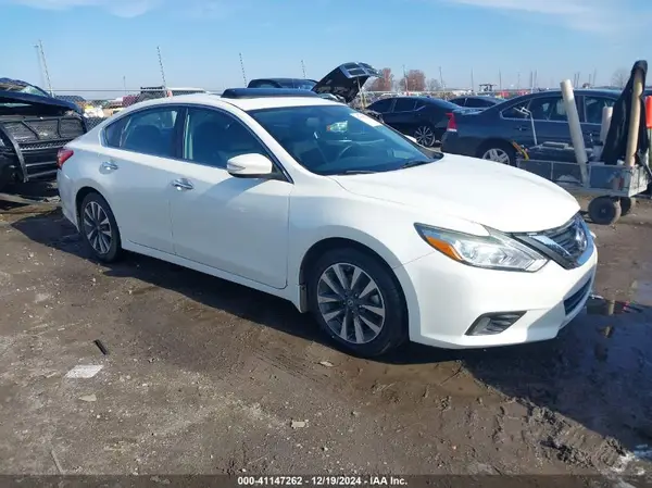 1N4AL3AP2HC262109 2017 NISSAN ALTIMA - Image 1