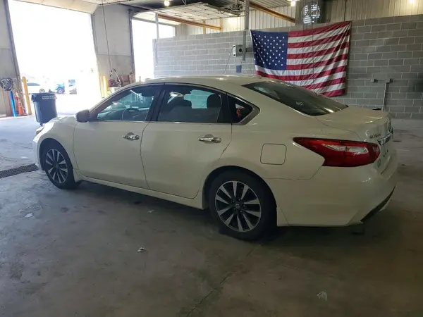 1N4AL3AP2HC262112 2017 NISSAN ALTIMA - Image 2